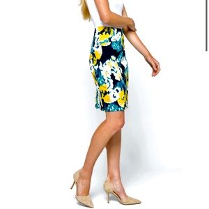 Lysse Charity Smoothing Pencil Skirt Women’s Size S Floral Ikat Stretch Slimming